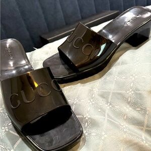 Gucci rubber sandals, euro size 42 worn once for a few hours